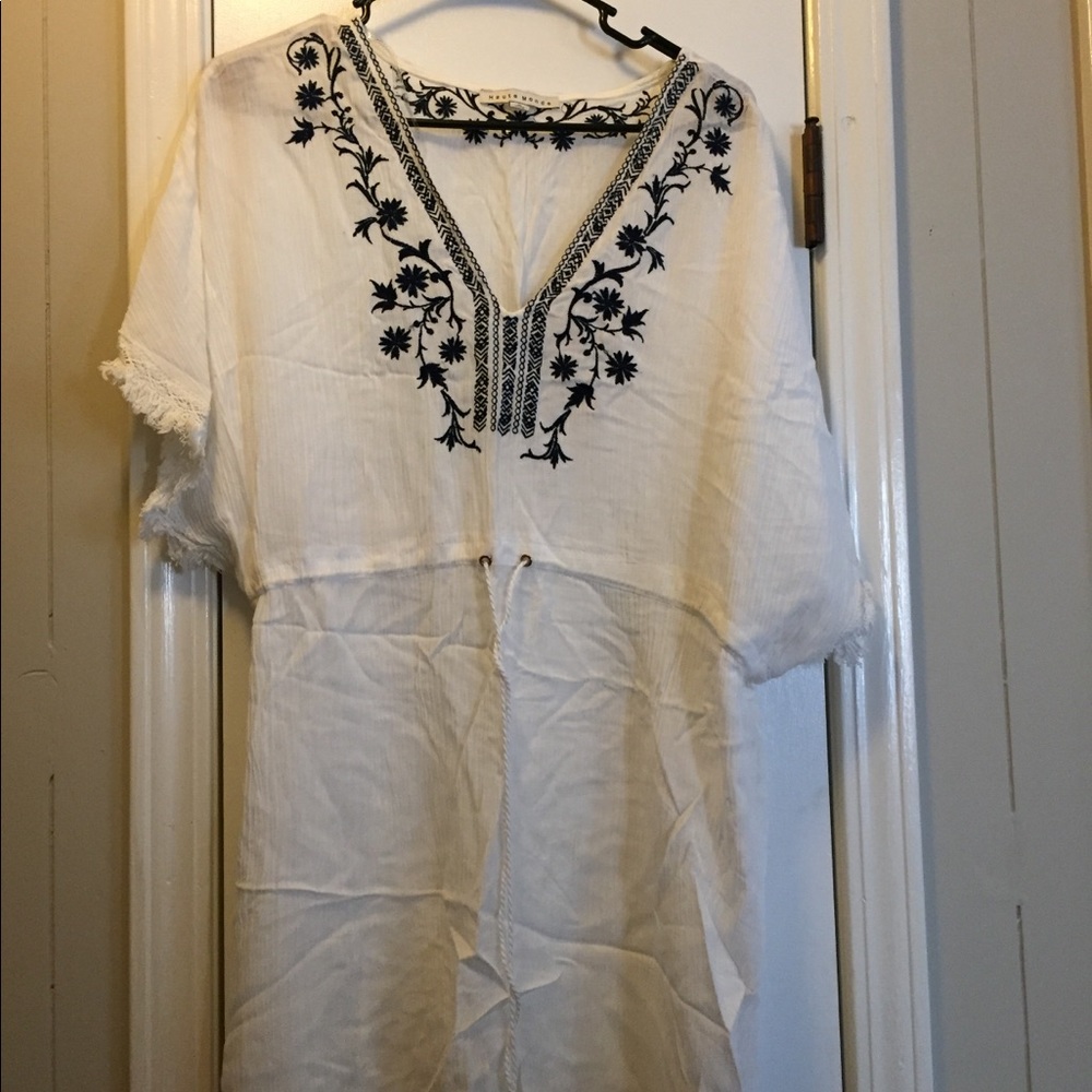 Haute Monde navy blur & white blouse